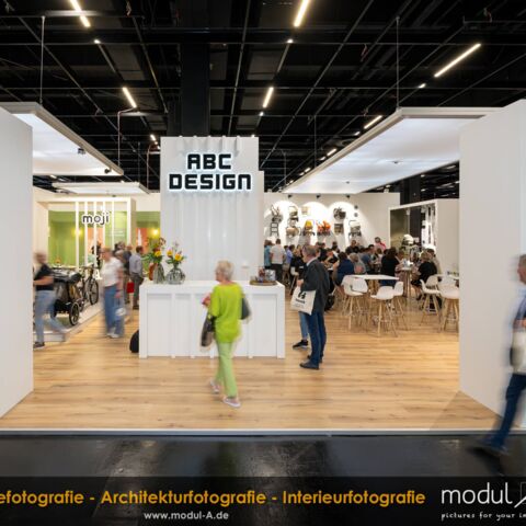Messefotograf & Architekturfotograf zur Messe Kind + Jugend in Köln