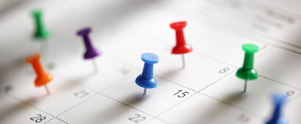 Messefotograf Stefan Röhler bei der professionellen Fotografie eines Messestandes – Portfolio und aktuelle Messetermine.