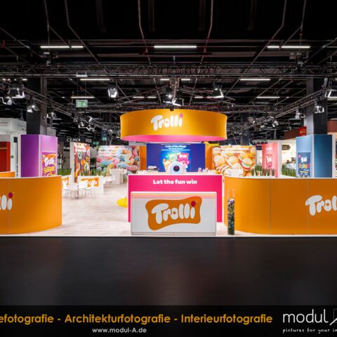 Als Messefotograf in Köln stehe ich Ihnen gerne für anspruchsvolle Messefotografie und Architekturfotografie auf der Internationalen Süßwarenmesse ISM Cologne und der ProSweets 2024 zur Verfügung