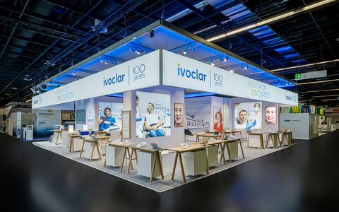 Fotograf & Messefotograf in Köln zur Messe IDS Cologne für IVOCLAR