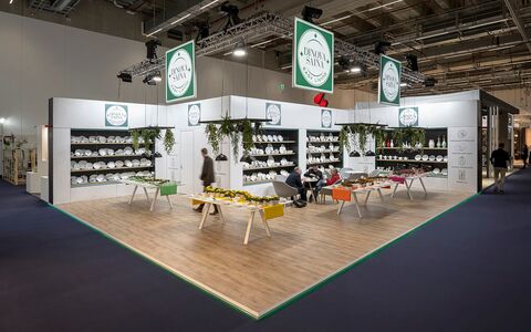 Messefotograf in Frankfurt zur AMBIENTE für Dinova Saina
